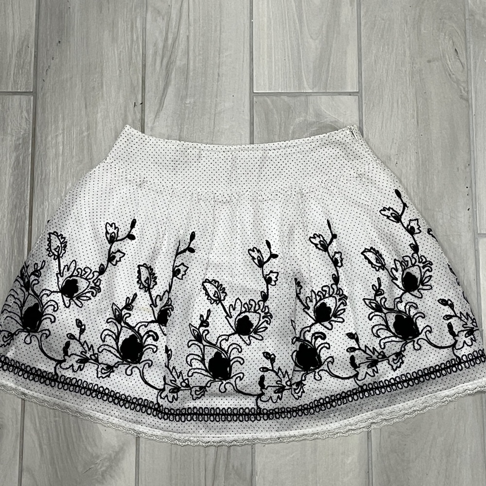Papaya White and Black Embellished Mini Skirt